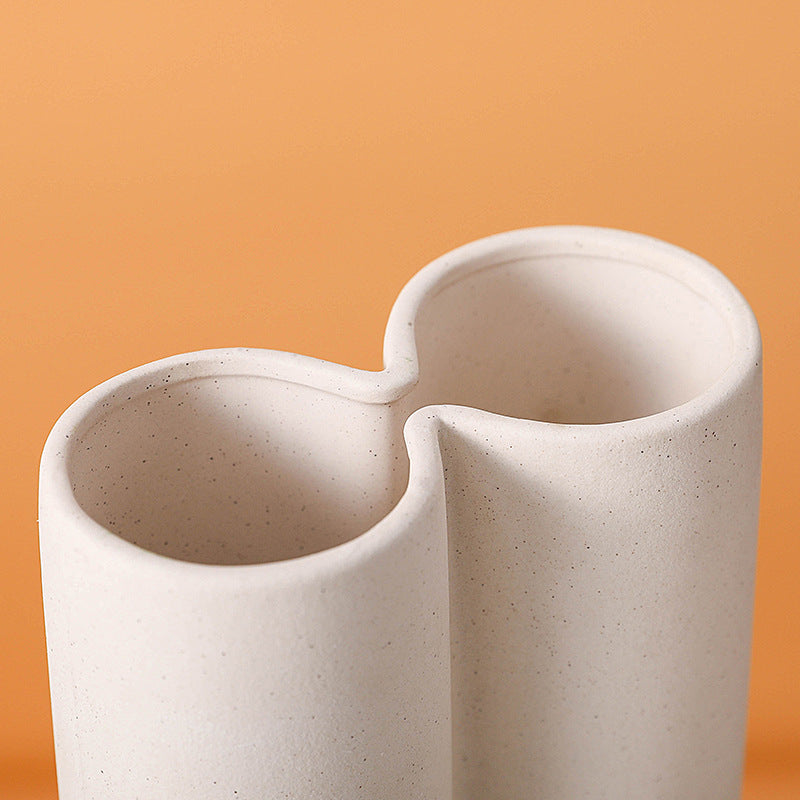 Creative Frosted Ceramic Vase With Metal Spots